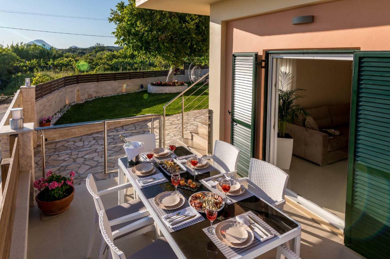 Villa Nissos Línia Esterno foto